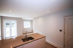 Fir Tree Court, Limpsfield Road